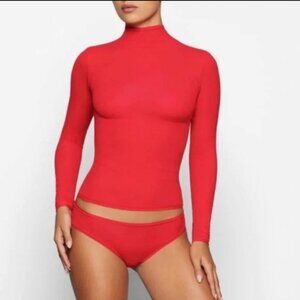 SKIMS red fits everybody cotton jersey turtleneck top Size Medium